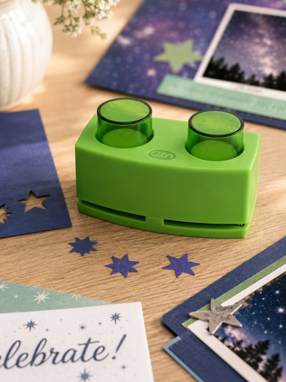 Creative Memories Galaxy Micro Maker Star Punch Retired Paper Craft Tool